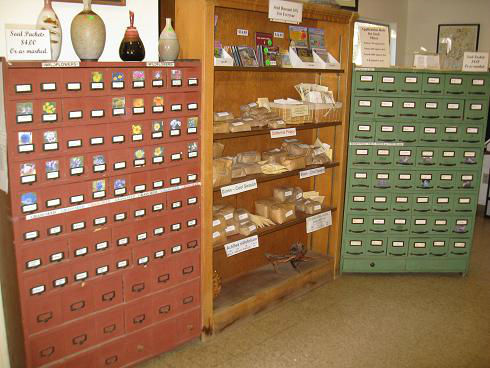 GiftShopseeddrawers