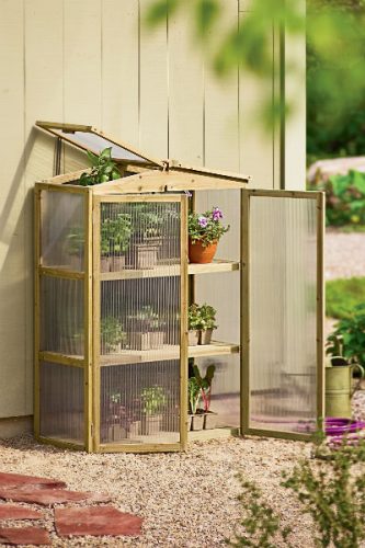 Read more about the article Ask Gardenerd: How to Build a Mini Greenhouse