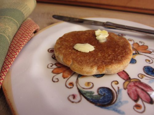Read more about the article Recipe: Homemade Sourdough Crumpets