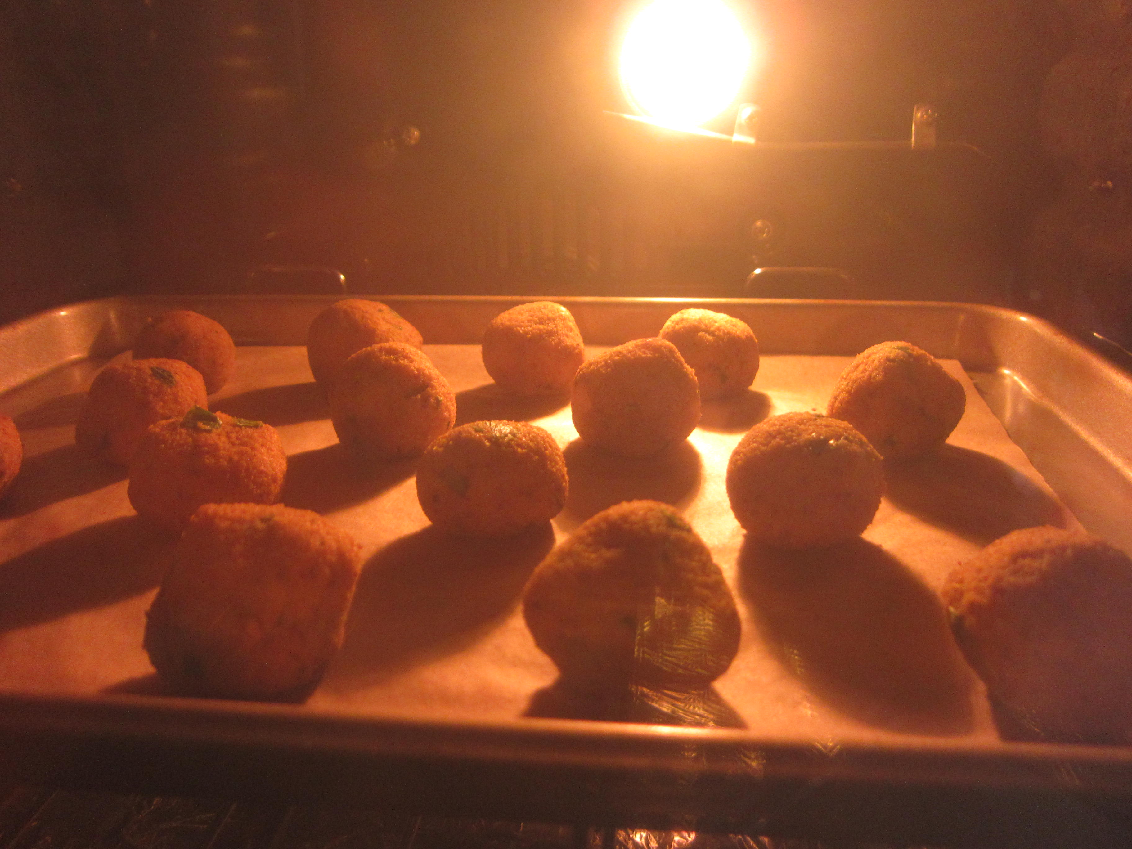 Pumpkin sage balls baking