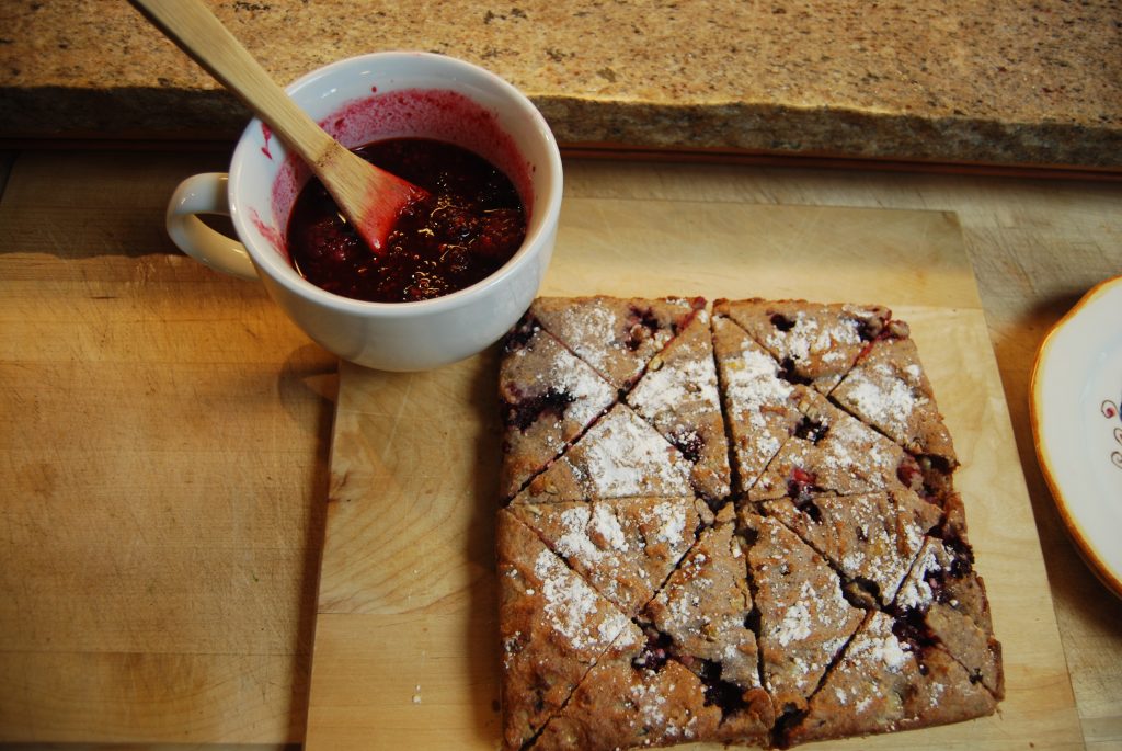 Blackberry polenta cake