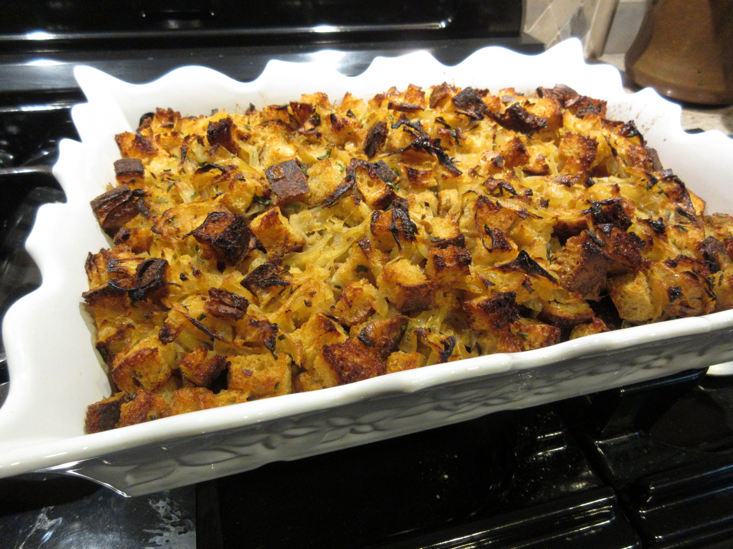 Read more about the article Recipe: Caramelized Onion Stuffing (Dressing)