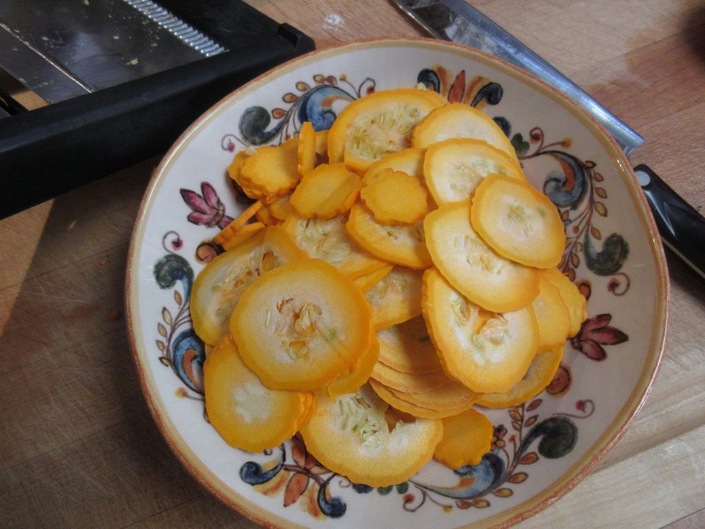yellow crookneck squash sliced