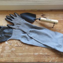 Review: Long-Sleeved Garden Gloves