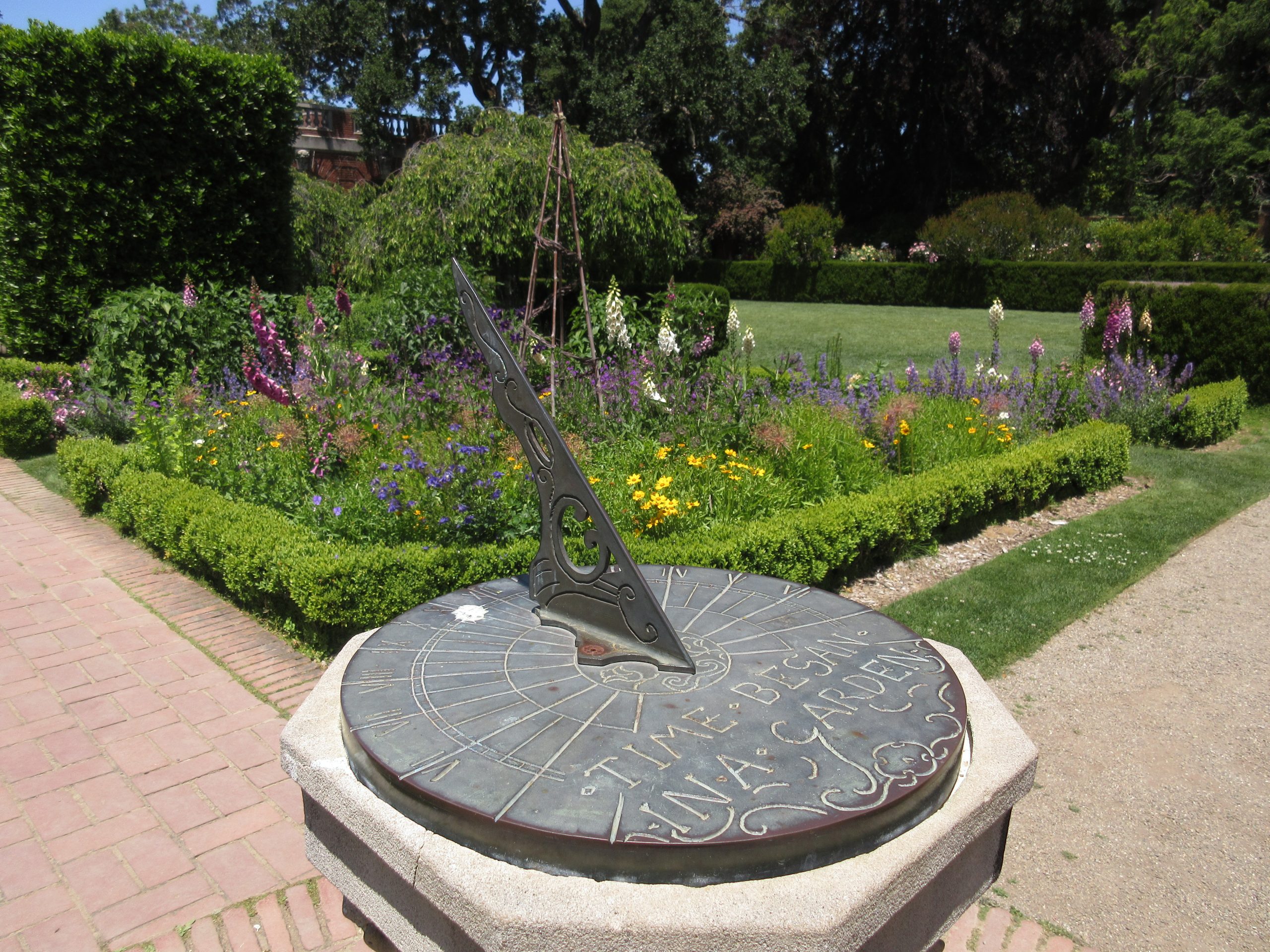 Read more about the article Field Trip: Filoli Estate and Gardens