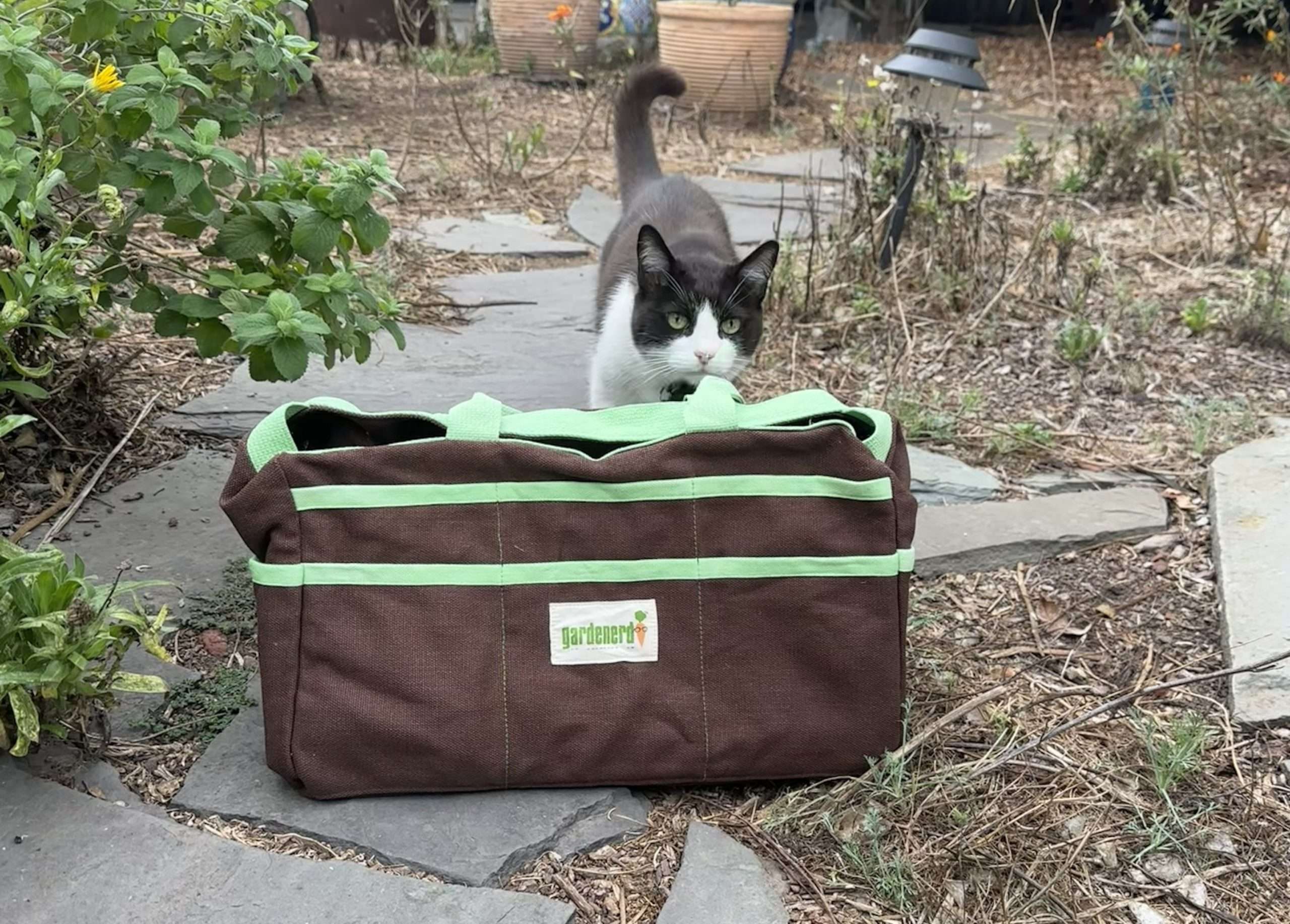 You are currently viewing Liquidation Sale: The Ultimate Garden Bag